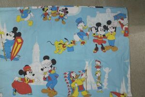 【USEDレアVINTAGE DISNEYキャラクターミッキーミニー 総柄ベッドシーツ】ディズニーMICKEYMINNIEドナルドダックvintageビンテージ