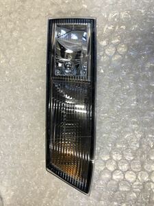 07-08y サバーバン　左フォグランプASSY パーツNO:GM25779062 店舗識別NO:44