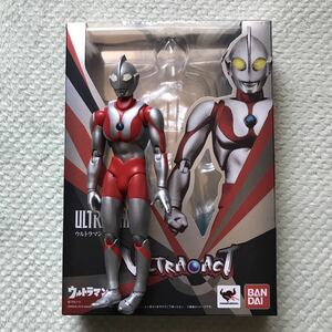 ULTRA-ACT バンダイ ウルトラマン　中古