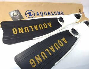 緑屋Re■ AQUALUNG　アクアラング　フィン　サイズ10-11（44-45）ダイビング用品　　s/km/10-559/27-1#140