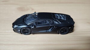 1/64 ランボルギーニ アヴェンタドール LP700-4 ブラック 京商 1:64