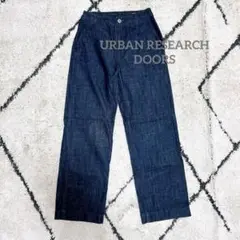 【URBAN RESEARCH DOORS】ストレートデニムパンツ