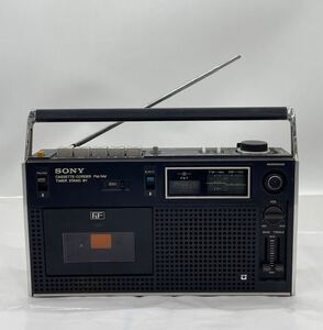 【い-1-57】80 SONY ラジカセ CF-1900 AM/FM シルバー ブラック ソニー 昭和レトロ 動作品/中古品