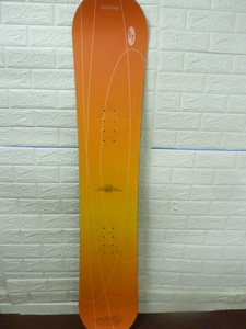 R665 NISHIZAWA　ニシザワ　スノーボード　板　スノボ板　148ｃｍ　オレンジ系　レディース　ウインタースポーツ　スノボ用品