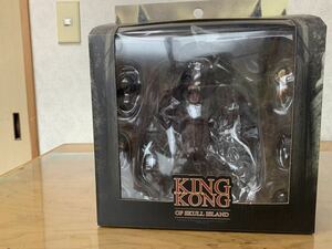 MEZCO メズコ　キングコング　KING KONG OF SKULL ISLAND 中古品