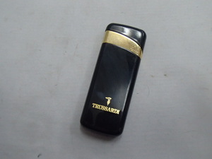 ＃66060【中古品】TRUSSARDI　トラサルディ　ブラック ゴールド ターボライター　ガスライター ガスなし 着火未確認