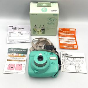 △【売り切り】FUJIFILM instax mini 8＋ チェキ 通電確認済み 60mmレンズ ポラロイド フィルムカメラ フェス ライブ 握手会 フジフィルム