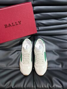 美品！　BALLY　バリー　スニーカー　色合わせ　スポーツ　レザー　牛革　靴　シューズ　39-44　サイズ選択可能