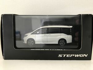 ディーラー特注 1/43 ホンダ ステップワゴン スパーダ RP ホワイトオーキッドパール カラーサンプル HONDA STEPWGN Spada