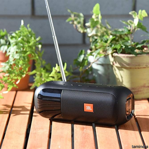 安心して使える防水機能付き ポータブルスピーカー ラジオ Bluetooth Type-C 屋内でも屋外でも気軽に聴ける コンパクトで持ち運びしやすい!