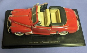 1941年 シボレー デラックス コンバーチブル 1:18 スケール ダイキャストイーグル コレクターグッズ　ミニカー