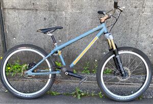 レア　カナダのメーカー　NORCO ダートジャンプ　ストリート　MTB BMX 頑丈　クロモリフレーム　マルゾッキ　サス　ハードテール　自転車