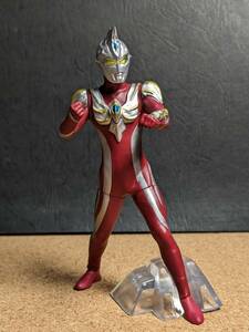 ☆ウルトラマンマックス：トレーディングフィギュア☆「アルティメットソリッド ウルトラマン」☆美品・外箱無し☆