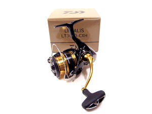 DAIWA 23LEGALIS レガリス LT3000-CXH