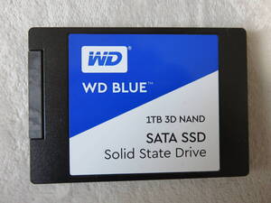 WD SSD 2.5インチ SATA 1TB 中古SSDです　Crystal Diskinfo 正常判定　使用 2584h　