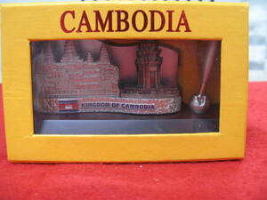 新品 箱入 カンボジア ペン立て 雑貨 CAMBODIA インテリア　カード立て　オブジェ