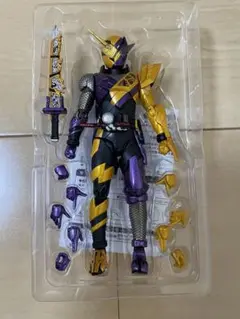 SHFiguarts 仮面ライダービルドニンニンコミックフォーム