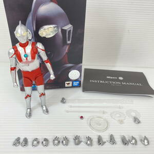 2405601-028 BANDAI NAMCO バンダイナムコ S.H.Figuarts 真骨彫製法 ウルトラマン フィギュア 箱付