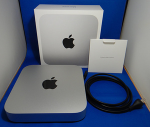 【送料無料】アップル Apple 2023 Mac mini M2 チップ搭載デスクトップコンピュータ MMFK3J/A ★おまけ付き