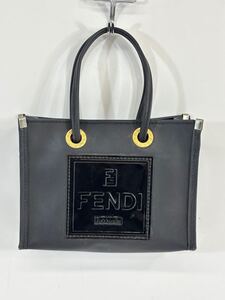 FENDI フェンディ　ミニ　ハンドバッグ　ハンド　ポーチ　ブラック