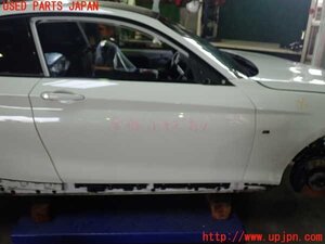 1UPJ-23301230]BMW M240i クーペ(2G30 F22)右ドア 43R-001167 中古