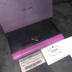 PRADA プラダ 長財布