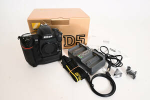 ニコン NIKON D5 ボディ CF-Type 中古実用品 迅速発送！