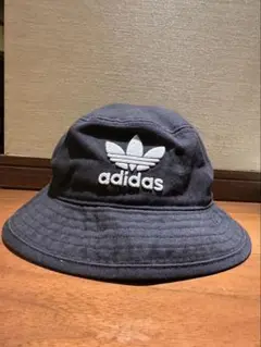 adidas バケットハット 黒