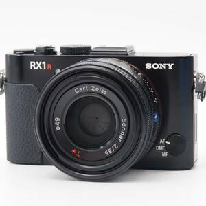 102194☆極上品☆SONY デジタルカメラ Cyber-shot RX1R 2470万画素 光学2倍 DSC-RX1R