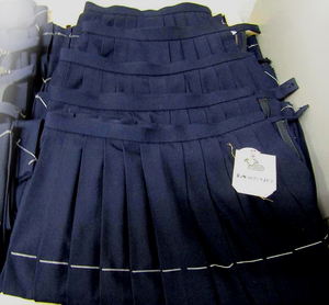 ★女子中学生制服★タカラフジ(School Uniの河合産業)夏スカート単品★未使用新品★奈良県天理市立西中学校、北中学校★b