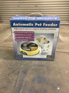 犬 猫 ペット 自動給餌機 自動えさやり器 Automatic Pet Feeder 