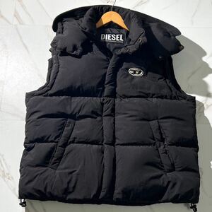 未使用級●XLサイズ!!●現行タグ DIESEL ディーゼル ダウンベスト ジャケット 中綿 アウター 胸元Dロゴ刺繍 自宅洗濯可能◎ 黒 ブラック