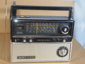 ♪ 在庫整理　 SONY 【TFM-8000(W) 】 電源は入ります ラジオ受信します FM 76～94 MHzまで受信可能 管理20092931