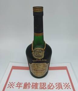 C94□【未開栓】Hennessy NAPOLEON COGNAC ヘネシー ナポレオン コニャック ブランデー 700ml 洋酒 古酒 ※装飾外れ有