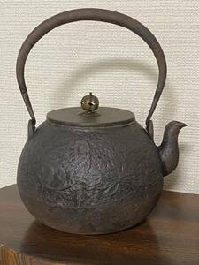 龍文堂 鉄瓶 鉄製 銅蓋急須 湯沸 時代物 骨董品 