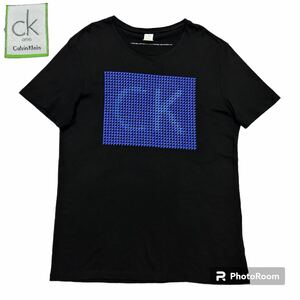 カルバンクライン アートロゴ グラフィック Tシャツ ホワイトレーベル　　ck one Calvin Klein ブラック 半袖 クルーネック 玉8045