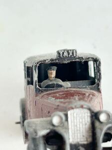 タクシー DINKY TOYS Taxi with Driver