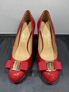 2410 Ferragamo フェラガモ リボン パンプス レッド 赤 グロスレザー イタリア製 使用感少な目