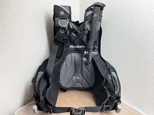 【使用3回】AQUALUNG Axiom アクアラング アクシオム BCジャケット SMサイズ ダイビング AA1103D12