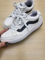 【雷市場（ポンジャン）商品韓国直送】 VANS(バンズ) スーパービー 白 230