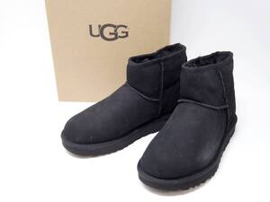 未使用 UGG CLASSIC MINI Ⅱ アグ クラシックミニ ムートンブーツ 黒 ブラック JPN24 USA7