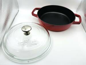 【蓋セット】Staub ストウブ フライパン 両手ハンドル 20cm チェリー 赤 レッド キッチン用品 ドームガラス蓋 鋳鉄【60】241121TG21F6