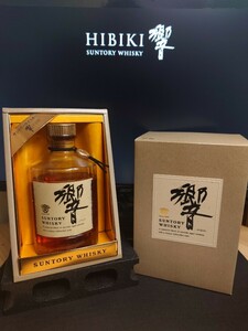 1円〜【未開栓】 サントリー ウイスキー 響 古酒 金キャップ　ゴールド　/　SUNTORY WHISKY HIBIKI　750ml