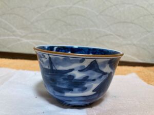 アンティーク？骨董品？ 古伊万里 ？染付？湯呑み？茶器？汚れありです。