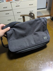 【中古】定価29,700円　PORTER　ポーター　ルート　root　ショルダーバッグ　ボディバッグ　YOSHIDA　吉田かばん　 レザー