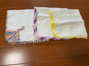 ハンカチ　ガーゼハンカチ　刺繍　3枚