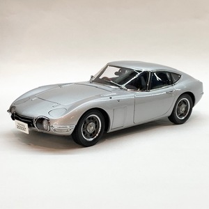 ◆ダイキャストカー◆TOYOTA 2000GT◆1/18◆シルバー◆AUTOart オートアート◆