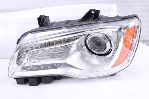 26-384★美品★前期 HID LX36 クライスラー300★左ヘッドライト バラスト付 BAM92-143700 メッキ★クライスラー 純正 (KK)