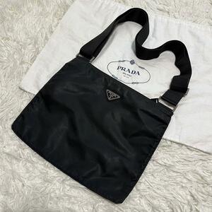 PRADA プラダ ショルダーバッグ サコッシュ ワンショルダー 肩掛け 斜め掛け 三角ロゴプレート 白タグ 黒 ブラック メンズ ユニセックス