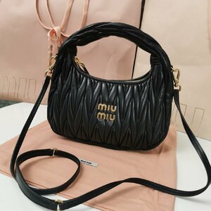 【MIUMIU】 未使用 ミュウミュウ ショルダーバッグ